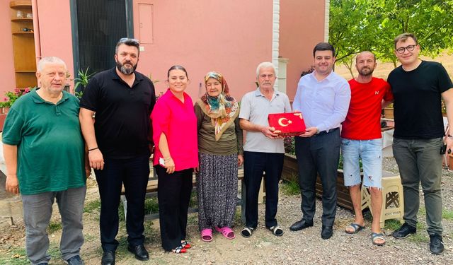 Kandıra’daki gazi ve şehit yakını ailelerini vefa ziyareti