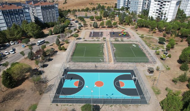 Gençlik Parkı’nın spor sahaları yenileniyor