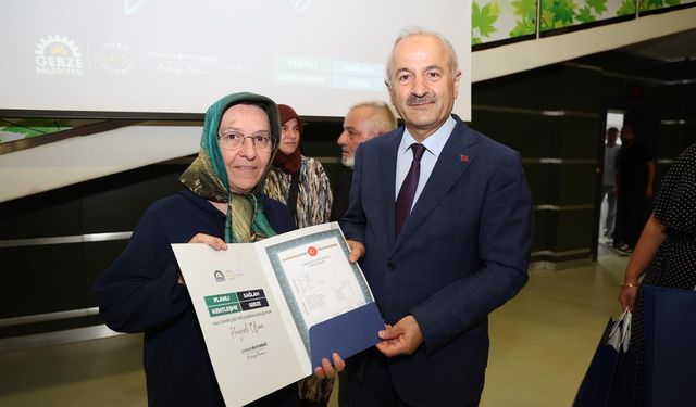 Gebze'de 843 hak sahibi tapularına kavuştu