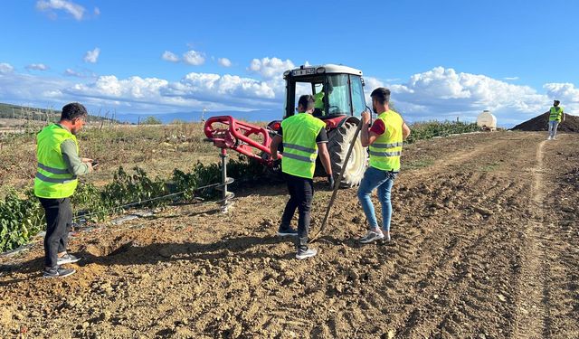 Kocaeli Büyükşehir’den çiftçilere modern sera desteği