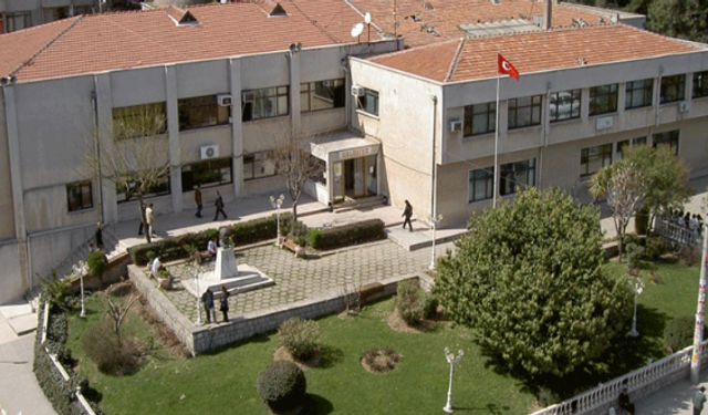 Gebze'nin eski belediye hizmet binası