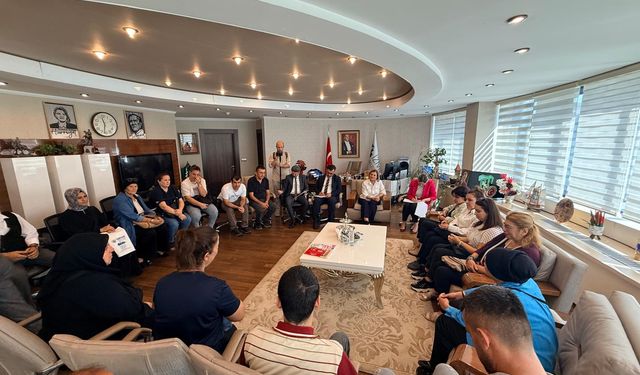 İzmit'te halk buluşmaları davam ediyor