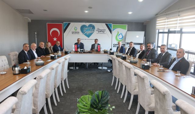 Kaymakam Önal ve Başkan Çiftçi, muhtarlarla buluştu