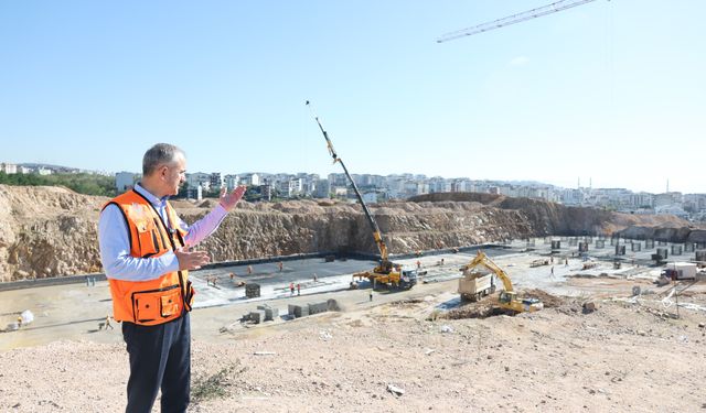 Çiftçi’den Çayırova Devlet Hastanesi inşaatında inceleme