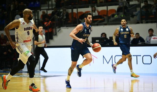Çayırova Belediyesi, maçtan 63-77 galip ayrıldı