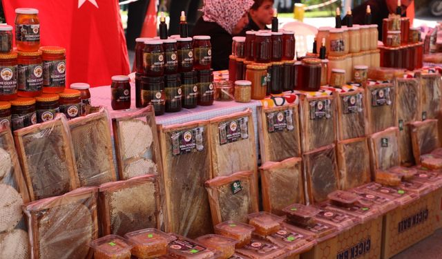 İzmit Bal Günlerine Vatandaşın İlgisi Yoğun