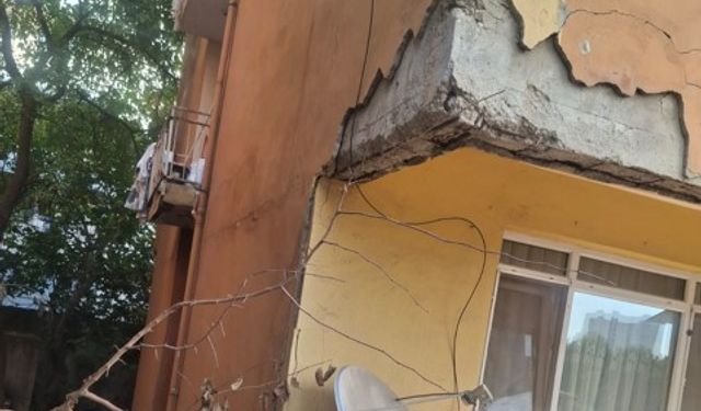 Gebze'deki Sitede Binalar Hasarlı, Vatandaşlar Tedirgin!