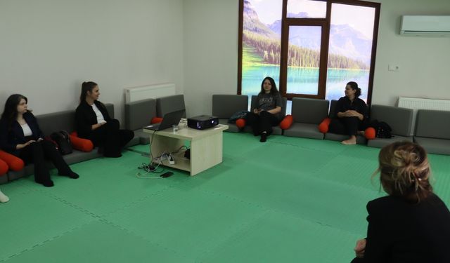 İzmit'te Gebelik ve Doğuma Hazırlık Eğitim Programı