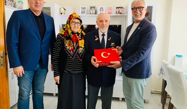 Derince’deki Kıbrıs Gazilerine vefa ziyareti