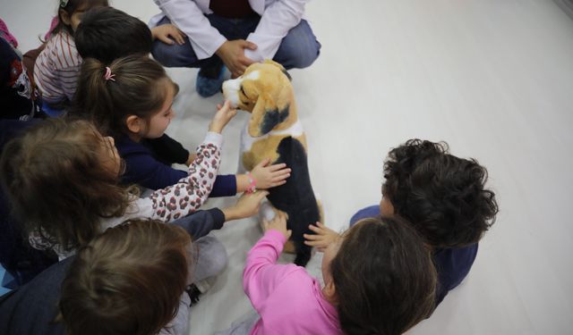 Çocuklarda hayvan sevgisi ve bilinç oluşturuluyor