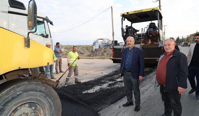 Pelitli Mahallesi’nde asfaltlama çalışması