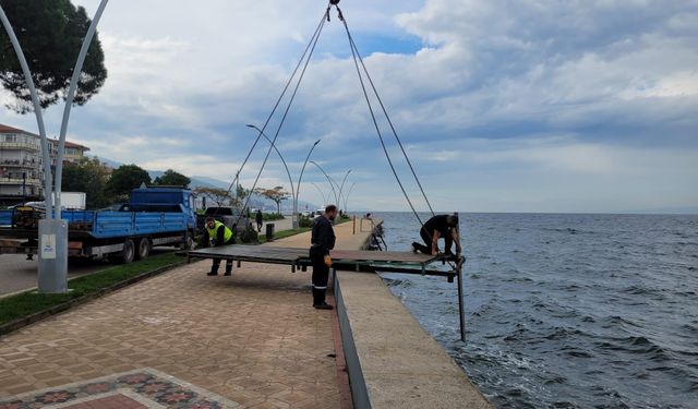 Büyükşehir Zabıtası Sahil İşgaline Geçit Vermiyor