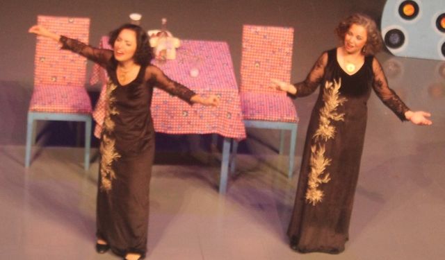 Gebze BİLKAR Tiyatro Sezonunu “Müzeyyen” İle Açtı