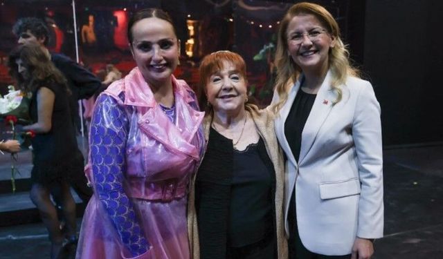 Bakırköy Belediye Tiyatroları’ndan Unutulmaz Gece