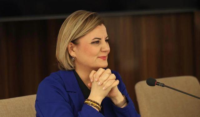 Hürriyet, İzmit için kanun teklifi önerisi sundu