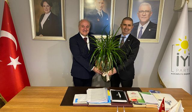 CHP’den İYİ Parti’ye Hayırlı Olsun Ziyareti