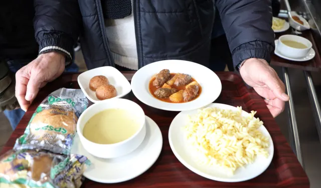 Mudanya'da uygun fiyatlı sofra: 4 çeşit yemek 150 TL