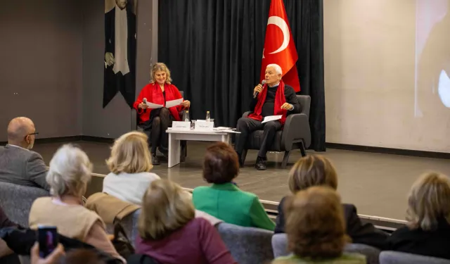 Nazım Hikmet Bornova'da doğum gününde anıldı