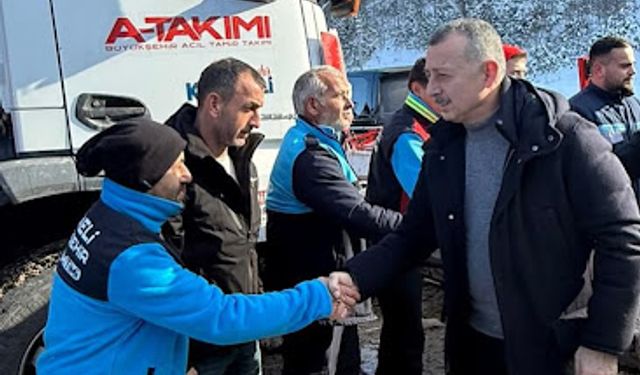 Başkan Tahir Büyükakın zirveye çıktı