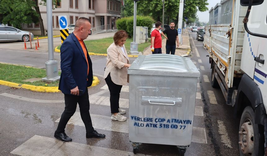 Daha temiz bir İzmit için yeni konteynerler sahada