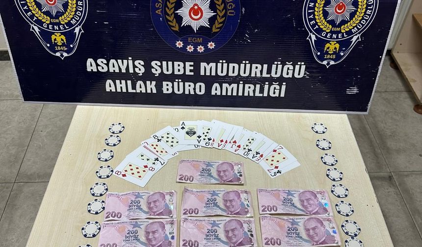 Polisten Gebze'de Kumar Operasyonu!