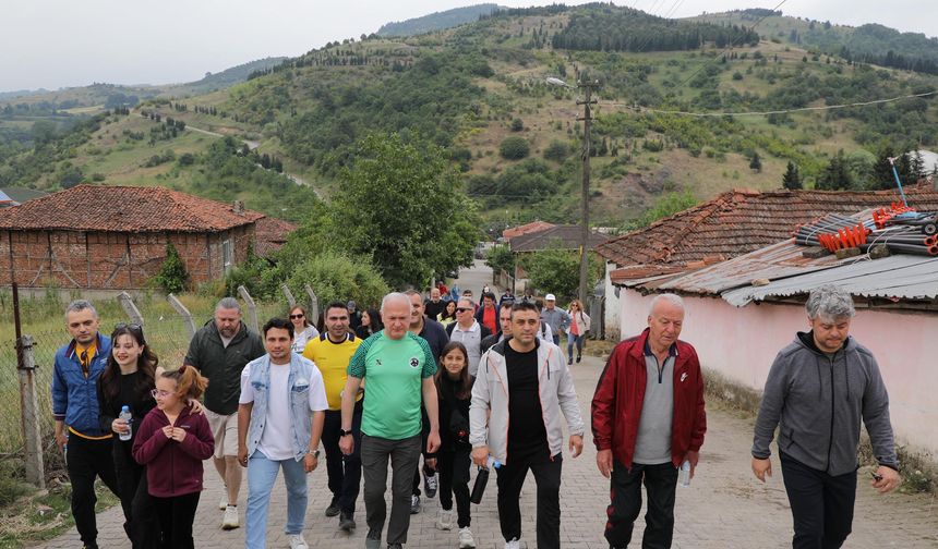 Karamürsel Belediyesi’nden Çevre Yürüyüşü
