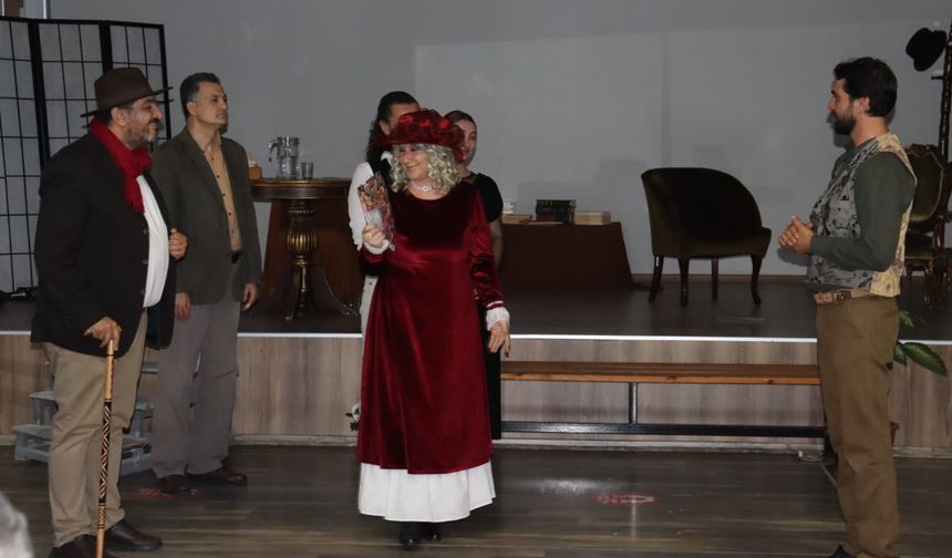 Kursiyerlerin yılsonu gösterileri beğeni topladı!
