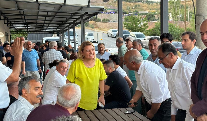 Hürriyet yas-ı matem orucu tutan canlarla buluştu