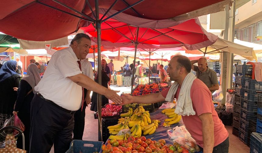 Pazarcı Esnafı: “Kredi kartı var mı?” diye soran oluyor”