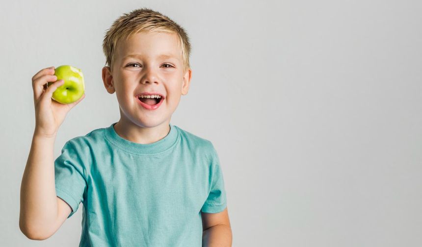 Çocuklar İçin Diş Dostu Beslenme Önerileri