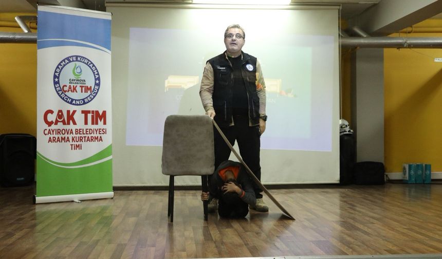 ÇAK-TİM, okullarda afet farkındalık eğitimlerine başladı