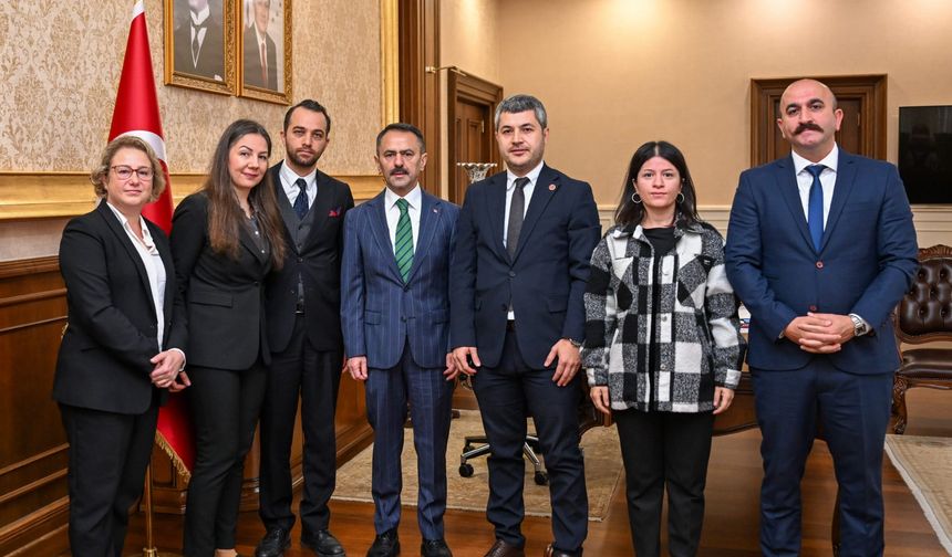 Vali Aktaş'tan DMD Kas Hastası Uras  Ege'ye Destek