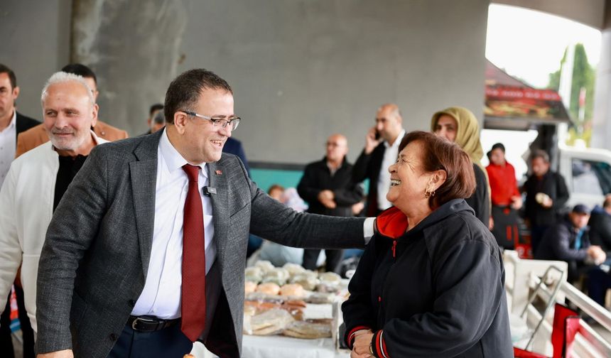 Başkan Sertif Gökçe Çarşı Pazar Gezdi