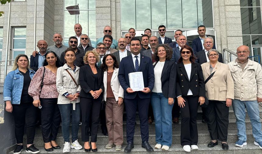 CHP Darıca İlçe Başkanı  Özaltan Mazbatasını Aldı