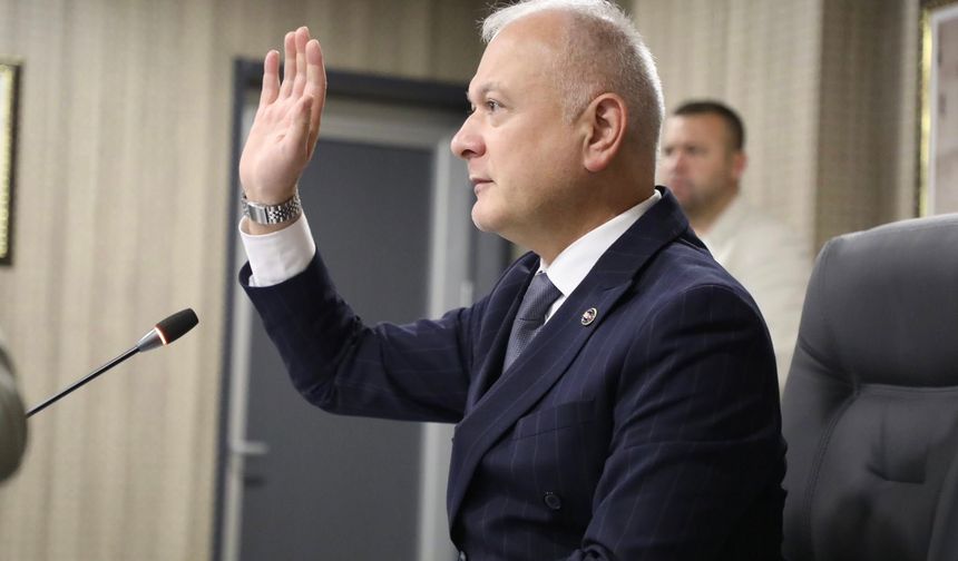 Karamürsel Belediyesi Meclisi 2. Oturumu Gerçekleşti