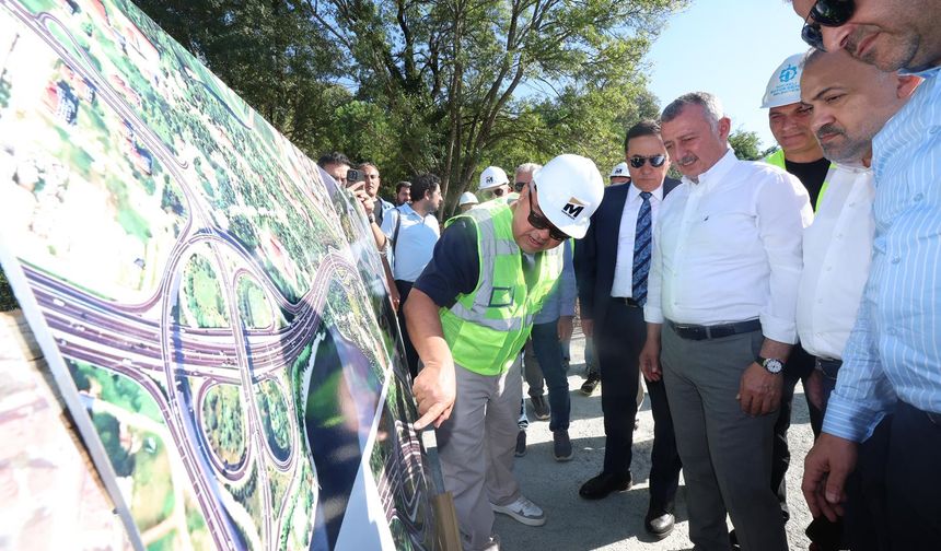 Başkan Büyükakın, Başiskele  Kavşağı'nda son durumu açıkladı