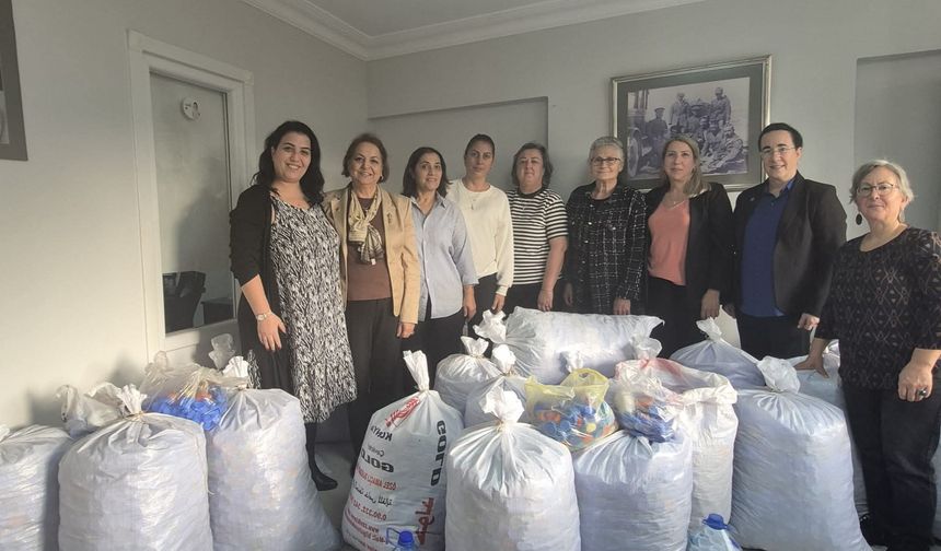 CHP Kadın Kolları'ndan Eğitime Destek