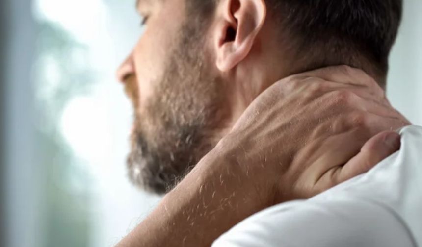 Boyun Fıtığı Belirtileri Nelerdir? Ne İyi Gelir?