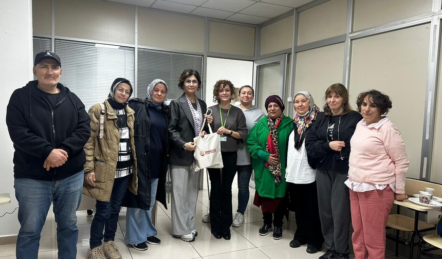 Engelsiz Ebeveyn Akademisi’nde Eğitimler Sürüyor