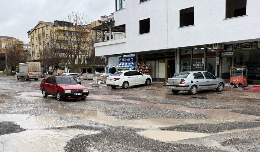 Saadet Partisi'nden Çayırova'da yol tepkisi!