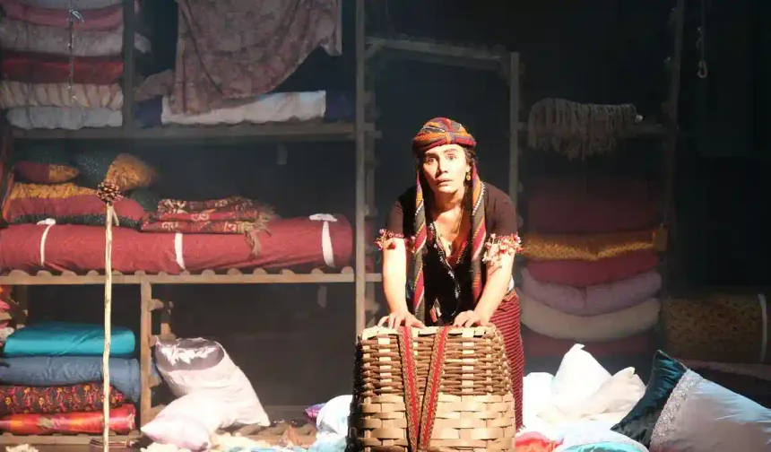 Kadın suiistimallerini anlatan Nokta, Gebze’de sahneleniyor