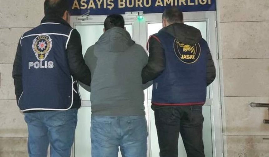 Kocaeli’de 44 Ayrı Suçtan Aranan Şahıs Yakalandı